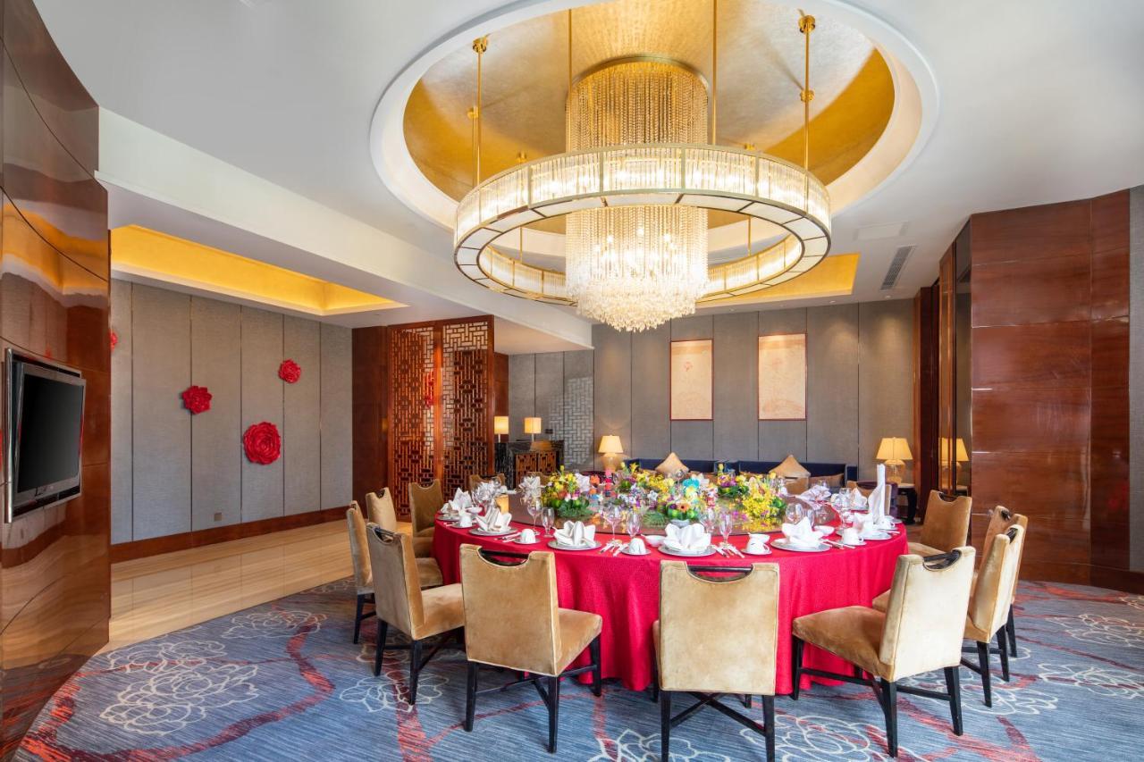 Wyndham Grand Plaza Royale Colorful Yunnan Otel Kunming Dış mekan fotoğraf