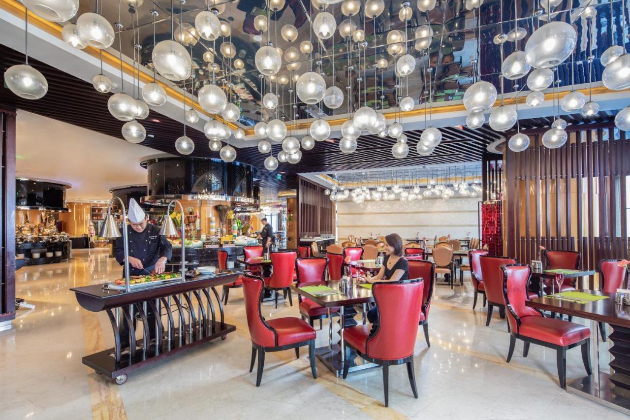 Wyndham Grand Plaza Royale Colorful Yunnan Otel Kunming Dış mekan fotoğraf